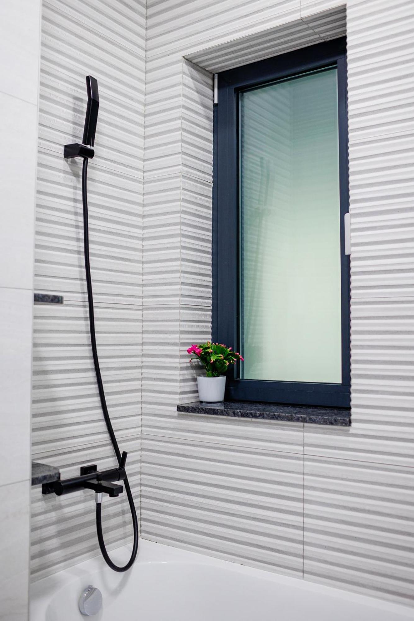 The Corner Luxe Apartment Bukarest Exterior foto